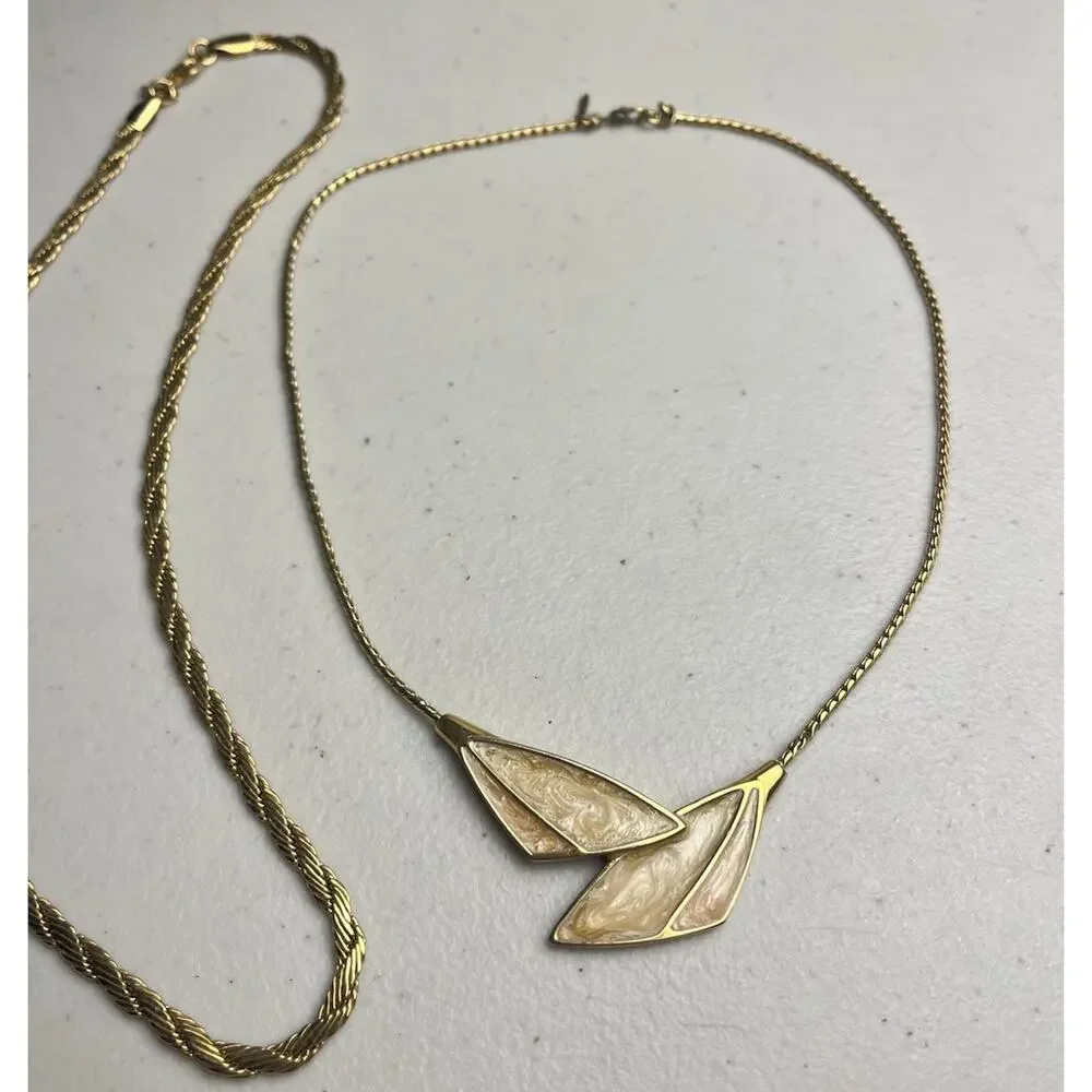 Monet necklace lot